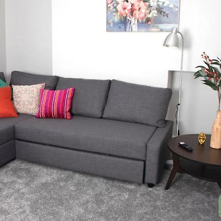 Cambridge Stays 4-5Br House-Garden-Lots Of Parking-15 Min To City-Close To Motorway Girton  Exterior photo